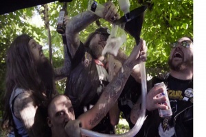 Řádná pařba s MUNICIPAL WASTE