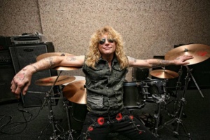 Steven Adler by si chtěl ještě někdy znovu zahrát s GUNS N' ROSES