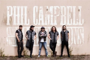 PHIL CAMPBELL se synátory uvolnili první kus