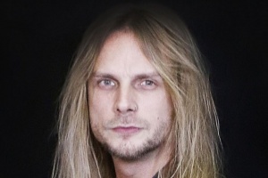 Richie Faulkner: Glenn Tipton nahrál všechny své party