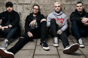 THE AMITY AFFLICTION rozjedou mejdan u kolejí