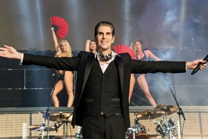 Duše JANE'S ADDICTION vzlétne s vlastní sólovkou