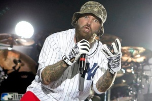 Další oběť! Fred Durst z LIMP BIZKIT přišel o dům