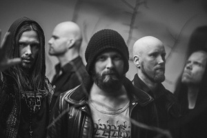 SWALLOW THE SUN: Když je stín donucen k záři