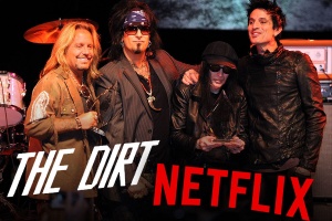 Je to trhák! Špína s MÖTLEY CRÜE táhne jako blázen