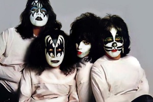 Čtyřicet let od vydání “Dynasty” z dílny KISS