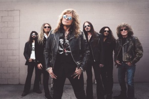 WHITESNAKE: Hadí král Coverdale