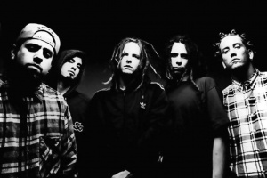 A léta běží vážení, KORN debutovali před 25 lety