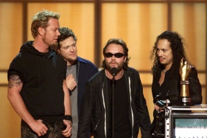 METALLICA mě okradla, tvrdí exkytarista THIN LIZZY