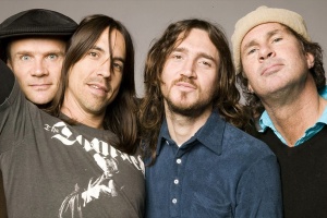 RED HOT CHILI PEPPERS hlásí návrat kytaristy