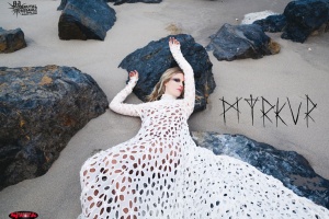 Na Spotify staré lahůdky nenajdeš, říká MYRKUR