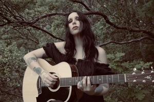 CHELSEA WOLFE: Na cestě