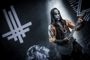 Nergal z BEHEMOTH je zhnusen polskou vládou