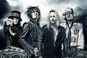 MÖTLEY CRÜE přesunuli svoje stadionové turné