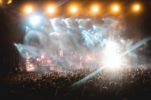 NEFESTIVAL 2020: Rock For People – pátek na letišti