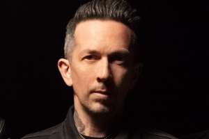 Kytarista BUCKCHERRY Kevin Roentgen ohlásil odchod z kapely