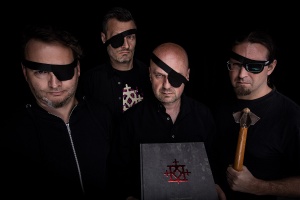 INSANIA odpálila Bombu v kabaretu a chystá nové album