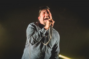 Frontman DEFTONES maká na novém materiálu své bokovky CROSSES