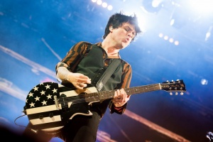 Zpěvák GREEN DAY vydává kolekci coverů