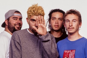 Chystá se posmrtné album mluveného slova basáka DEFTONES