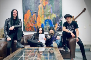 BODOM AFTER MIDNIGHT mají v kapse kontrakt