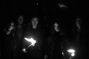 Doomrockoví DEMON HEAD rozpráší chmurnosti