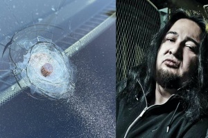 Dino Cazares z FEAR FACTORY našel v čelním okně svého auta kulku