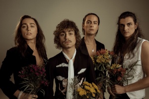 Bude horko, s novým singlem GRETA VAN FLEET