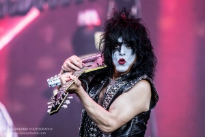 Paul Stanley z KISS: „Nejlepším kytaristou byl pravděpodobně Jimi Hendrix“