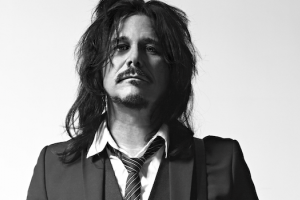 Ex-kytarista GUNS N’ ROSES Gilby Clarke chystá nové album