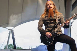 Bývalý kytarista SABATON odsouzen za zneužití dítěte a dětskou pornografii