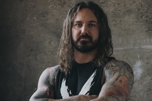 Žena zažalovala zpěváka AS I LAY DYING kvůli způsobeným popáleninám