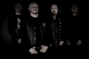 DARKWOODS MY BETROTHED s Holopainenem vychrlí desku