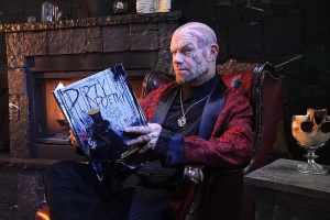 Ivan Moody (FIVE FINGER DEATH PUNCH) chystá ilustrovanou knihu básní
