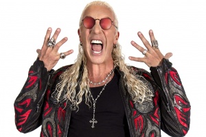 Dee Snider: „Čistou hlavu v e-shopu neseženeš“