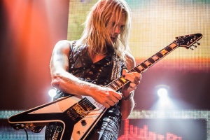 Richie Faulkner (JUDAS PRIEST): „Praskla mi aorta. Je štěstí, že jsem zůstal naživu”