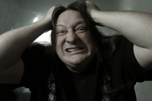 Zpěvák Jon Oliva ze SAVATAGE pil a řídil