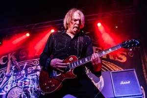 BLACK STAR RIDERS pokračují bez Gorhama dále ve čtyřech