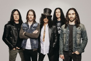 Slash prozradil, které album ho přimělo začít s kytarou