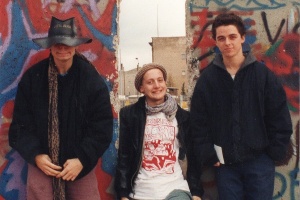 „GREEN DAY mohli být slavní jako BEATLES,“ vzpomíná muž, který je podepsal