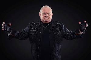 Udo Dirkschneider se poklonil svým kolegům