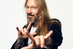 Joacim z HAMMERFALL: „Virtuální livestreamy jsou zasraná nuda.“