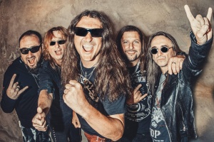 TRAKTOR posouvá termíny koncertů, album pokřtí na konci března