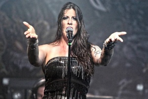 Floor Jansen z NIGHTWISH uvede nový sólový počin
