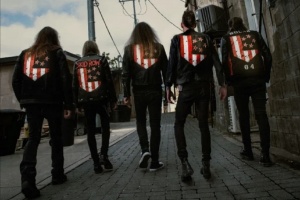 Velké novinky u SKID ROW! Ohlašují nového zpěváka, album i singl