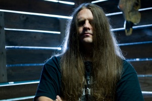 Corpsegrinder: „Dokážu přežvýkat a vyblít téměř cokoliv.“