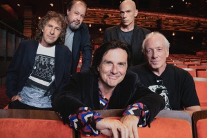MARILLION novým klipem uctívají Planetu Zemi