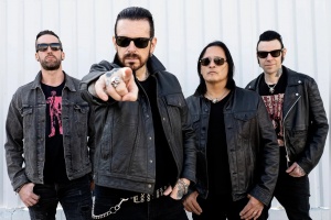 BLACK STAR RIDERS přinášejí pohodu, ač stojíc na špatné straně ráje