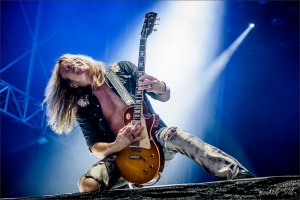 Zažijte druhý den Masters of Rock ve fotografiích