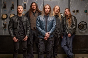 Svět v ohni – STRATOVARIUS prezentují další kus ze své tematicky temné novinky